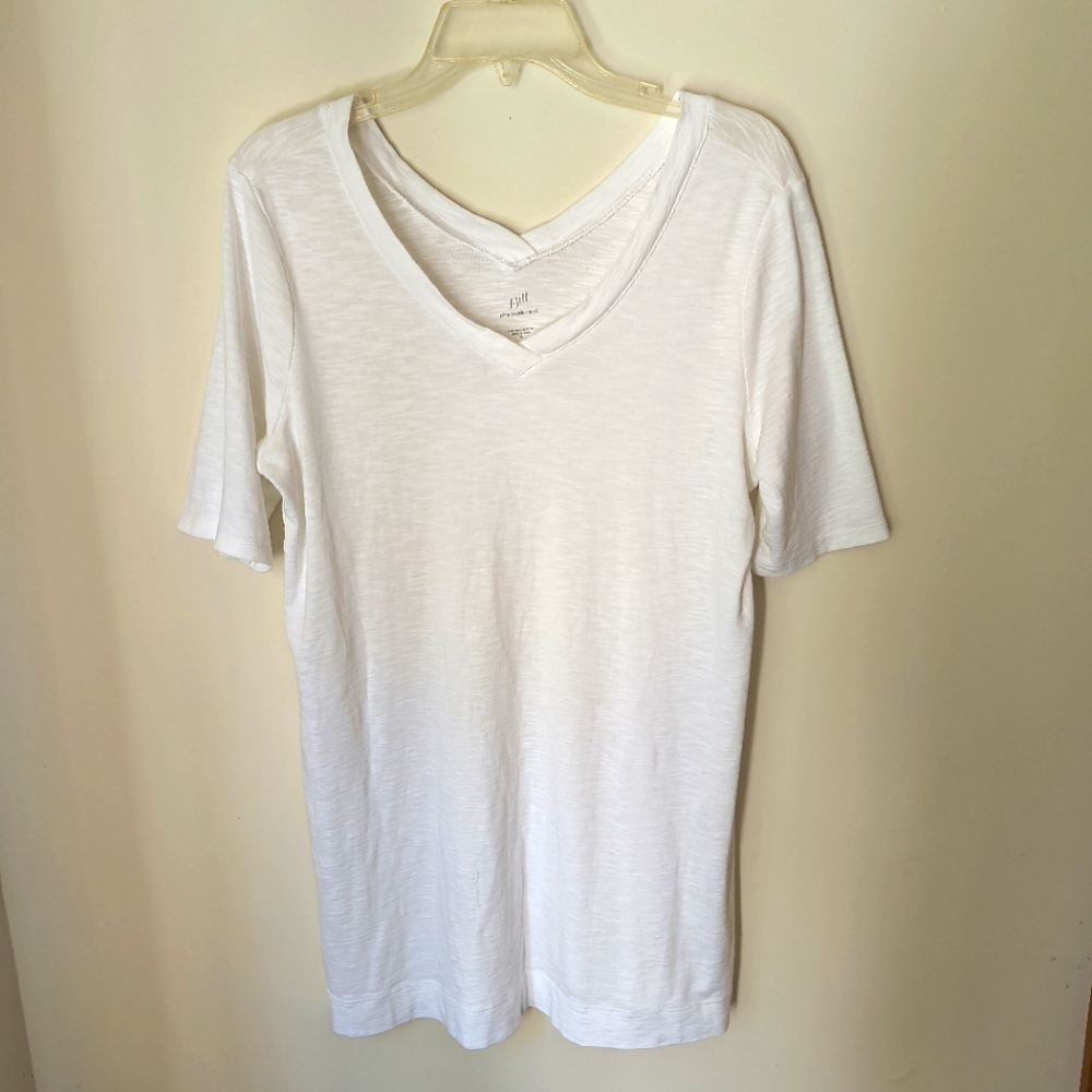 J Jill Size M Double V White T Shirt Tunic 100 % pima Cotton With Shirt Sleeves